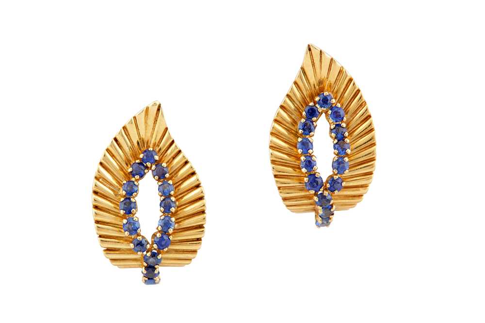 159 - Van Cleef & Arpels | A pair of sapphire earclips, circa 1960