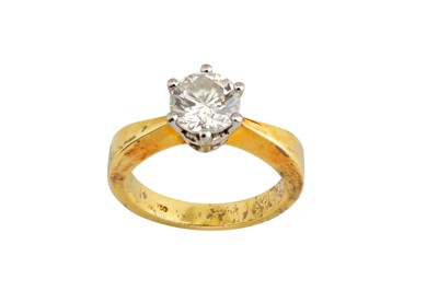 Lot 140 - A diamond single-stone ring