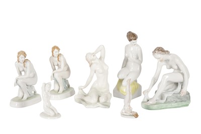 Lot 279 - HUNGARIAN PORCELAIN FIGURINES