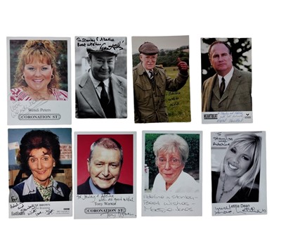 Lot 386 - Photograph Collection.- Tv Series
