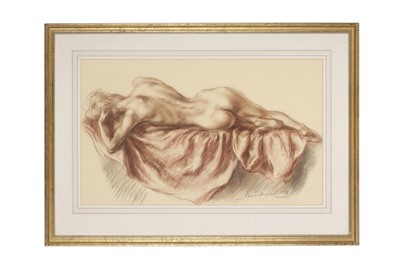 Lot 376 - NUDE FIGURE STUDIES.