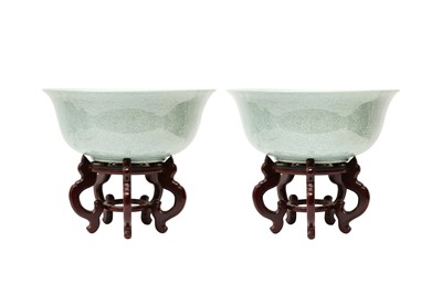 Lot 191 - A PAIR OF LARGE CHINESE CRACKLE-GLAZED BOWLS