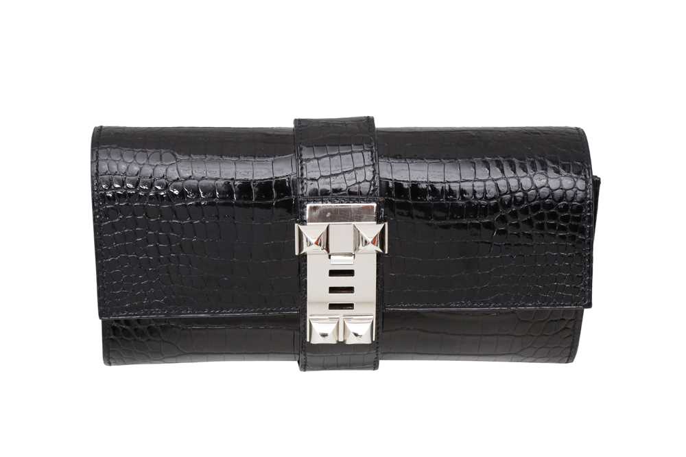 813 - λ Hermes Shiny Black Porosus Crocodile Medor Clutch 23