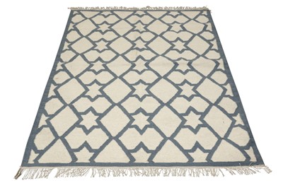 Lot 465 - AN INDAIN  DHURRIE