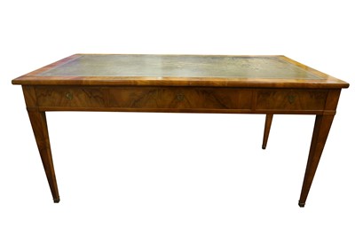 Lot 319 - A SCANDINAVIAN BURR WALNUT DESK
