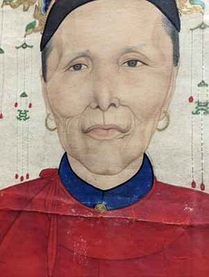 Lot 2 - A CHINESE TRIPLE ANCESTRAL PORTRAIT