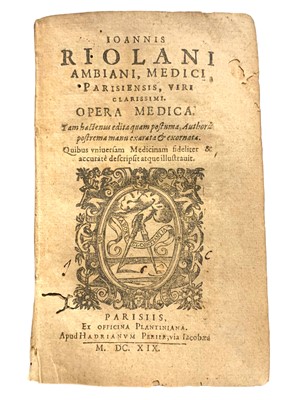 Lot 18 - Medicine.- Riolan (Jean)