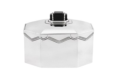Lot 264 - An early 20th century French Art Deco 950 standard silver table box, Paris circa 1920 by Cardeilhac