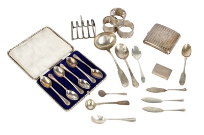 Lot 1261 - A MIXED GROUP OF STERLING SILVER