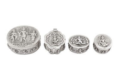 Lot 41 - A late 19th / early 20th century Anglo – Indian unmarked silver dressing table box, Madras circa 1900