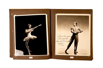 Lot 371 - Photograph Collection.- Ballet