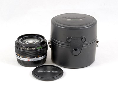 Lot 266 - Olympus OM Auto-W 24mm f2.8 Lens.