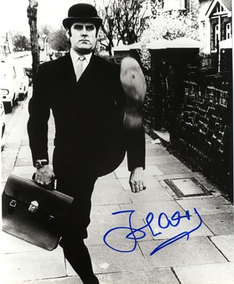 Lot 400 - Cleese (John)
