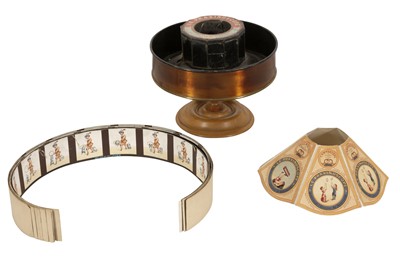 Lot 29 - A Praxinoscope