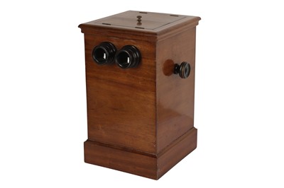Lot 84 - An Unnamed Table Top Stereo Viewer for 50 Stereo Positives or Cards.