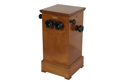 Lot 88 - Richard Table Top Stereo Viewer for Glass Positives.