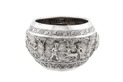 Lot 76 - A late 19th / early 20th century Anglo – Indian unmarked silver bowl, Lucknow circa 1900