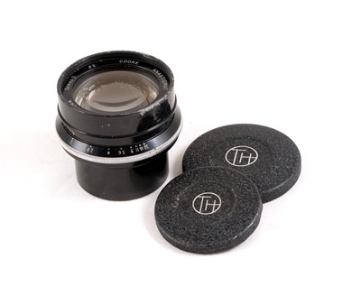 Lot 307 - A Taylor, Taylor Hobson Cooke f2 Series 0 3" (76mm) Anastigmat Lens.