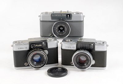 Lot 112 - Olympus Pen D & EE-2 Half Frame Cameras.