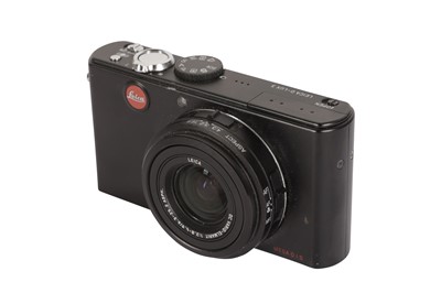 Lot 125 - A Leica D-Lux 3 Compact Digital Camera