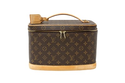 Lot 280 - Louis Vuitton Monogram Nice Vanity Case