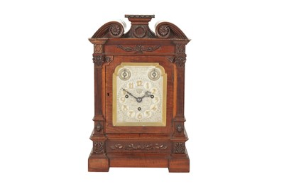 Lot 322 - AN EDWARDIAN BRACKET CLOCK