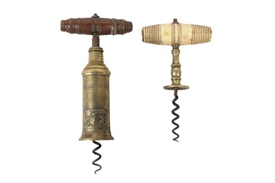 Lot 118 - AN ENGLISH 19TH CENTURY MACHINE TURNED THOMASON TYPE CORKSCREW