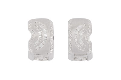 Lot 107 - A pair of diamond earrings