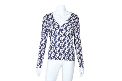 Lot 125 - Gucci Blue Cashmere Knit Fish Cardigan - Size M