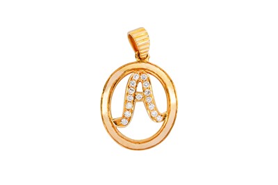 Lot 35 - A DIAMOND-SET PENDANT