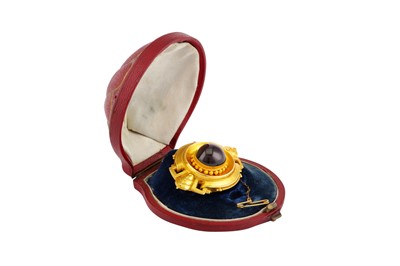 Lot 6 - A garnet brooch, circa 1870-80