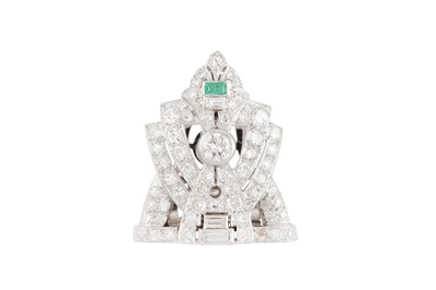 Lot 71 - A diamond and emerald clip, circa 1935
