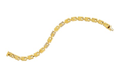 Lot 25 - A DIAMOND-SET BRACELET