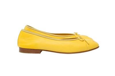 Lot 148 - Chanel Mustard CC Ballet Flat - Size 37
