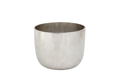 Lot 527 - A Queen Anne Britannia standard silver tumbler cup, London 1703 by William Keate (free 1689)