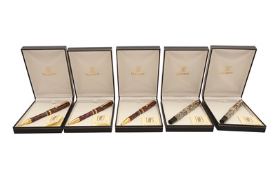 Lot 105 - A GROUP OF FIVE FILCAO PENS