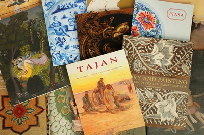 Lot 532 - A COLLECTION OF AUCTION AND GALLERY CATALOGUES, AND REFERENCE BOOKS