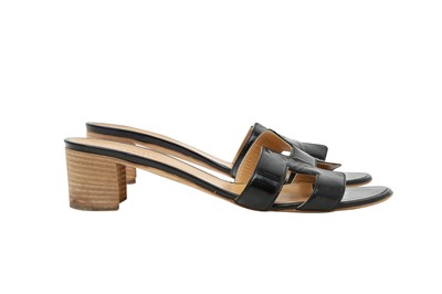 Lot 530 - Hermes Black Oasis Heeled Sandal - Size 40.5