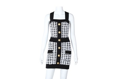 Lot 468 - Balmain Monochrome Boucle Halter MIni Dress - Size 36