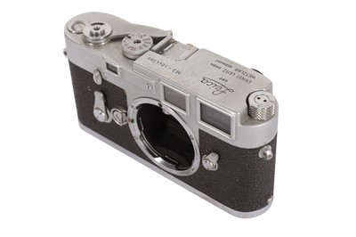 Lot 148 - A Leica M3 SS Rangefinder Camera