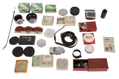 Lot 336 - A Selection of Leitz Accessories