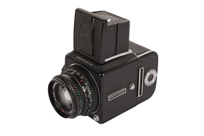 Lot 216 - A Hasselblad 500 C/M Medium Format SLR Camera