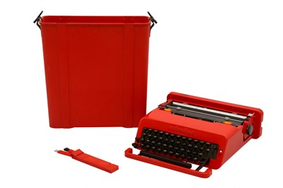 Lot 351 - ETTORE SOTTSASS (ITALIAN 1917-2007) AND PERRY KING FOR OLIVETTI