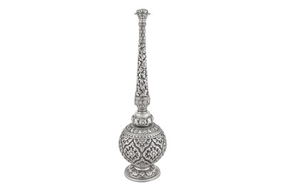 Lot 256 - AN UNMARKED ANGLO-INDIAN SILVER ROSEWATER SPRINKLER (GULAB PASH)