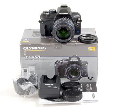 Lot 11 - Olympus E-450 4/3rds DSLR Kit.