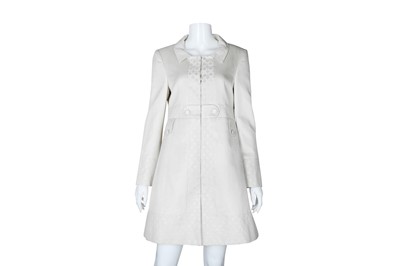 Lot 581 - Gucci Ivory Metallic Jacquard Coat - Size 42