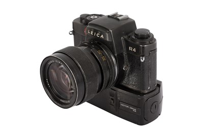 Lot 157 - A Leica R5 SLR Camera