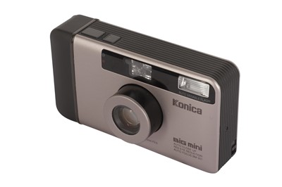 Lot 50 - A Konica Big Mini BM-301 Compact 35mm Camera