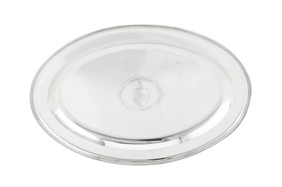 Lot 486 - A large George III sterling silver meat dish, London 1800 by Joseph Preedy
