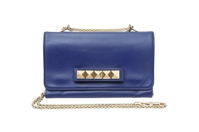 Lot 141 - Valentino Blue Rockstud Va Va Voom Chain Clutch Bag